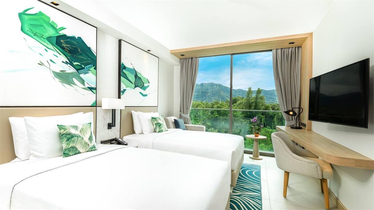 Hilton Garden Inn Phuket Bang Tao Exterior foto